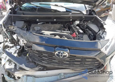 2021 Toyota Rav4 Xle z USA, uszkodzony, nr VIN 2T3W1RFV5MC130714